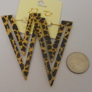 PARA TI Fashion Drop Dangle Earrings Animal Print V Shape Snap Fasteners
